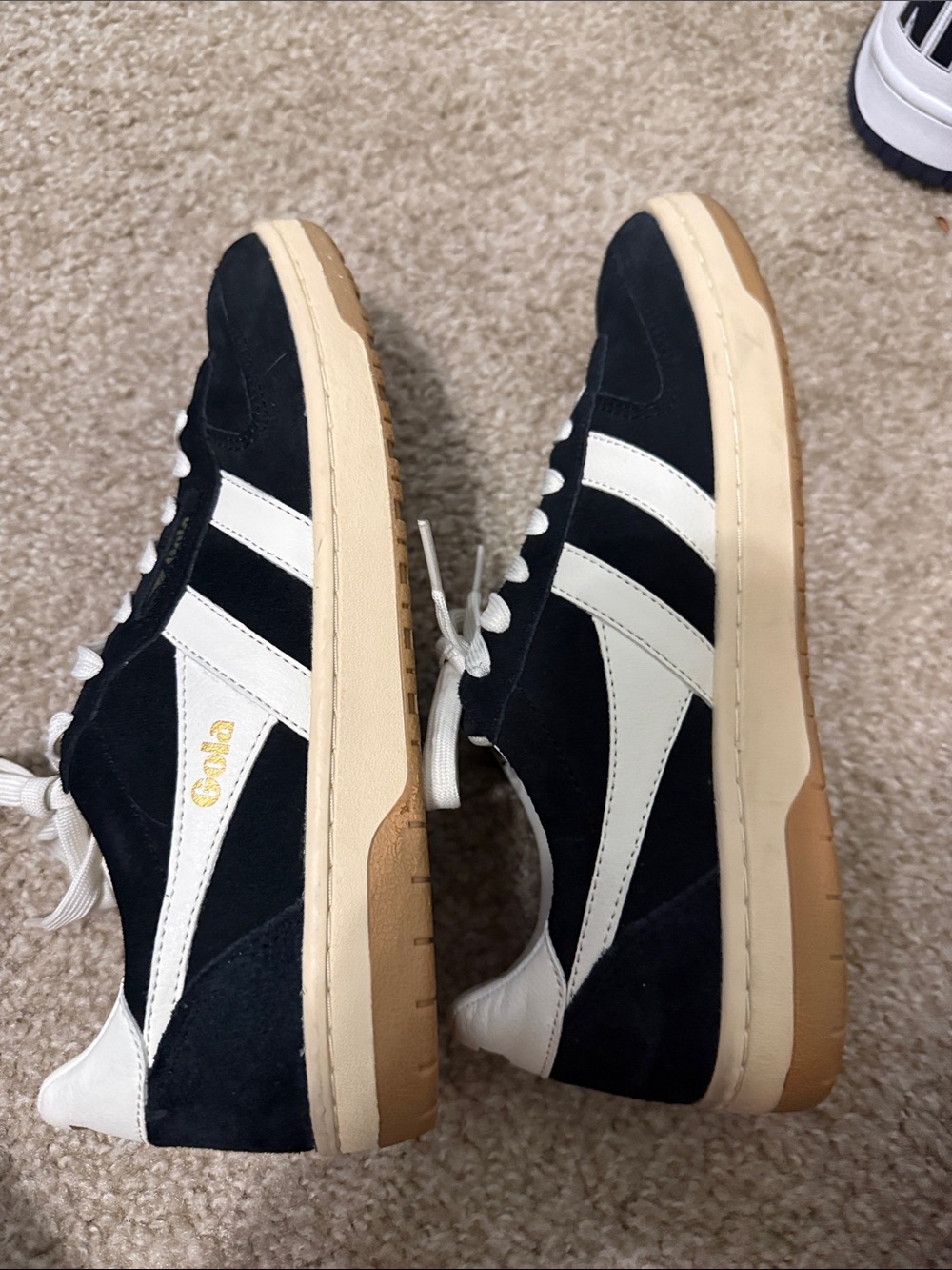 Gola Hawk Black and White Suede Sneakers - 7.5 - Picture 5 of 6
